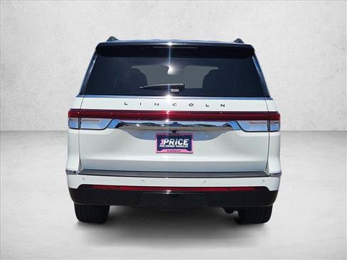 Used 2022 Lincoln Navigator Black Label AWD/4WD image 7