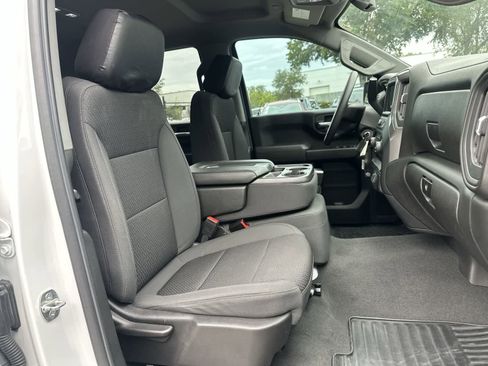 Used 2022 Chevrolet Silverado 1500 Custom AWD/4WD image 9