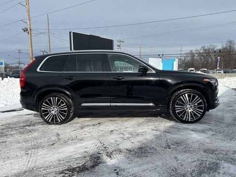 Certified 2024 Volvo XC90 B6 Ultimate w/ Protection Package image 10