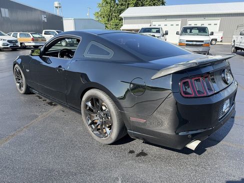 Used 2013 Ford Mustang GT RWD image 9