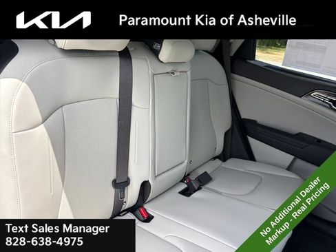 New 2026 Kia Sportage EX AWD/4WD image 23