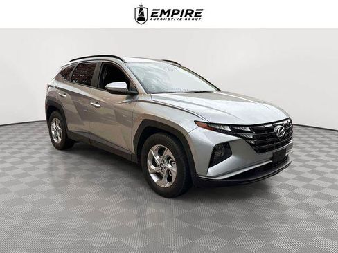Used 2024 Hyundai Tucson SEL FWD image 1