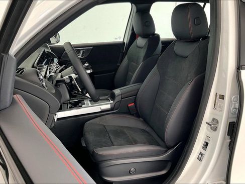 New 2026 Mercedes-Benz GLB 35 AMG 4MATIC image 9