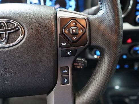 Used 2023 Toyota Tacoma TRD Sport w/ Technology Package AWD/4WD image 19