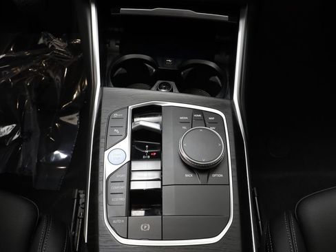 Used 2023 BMW i4 eDrive35 w/ Premium Package RWD image 12
