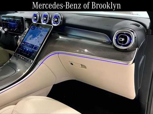 Certified 2025 Mercedes-Benz GLC 300 4MATIC image 18