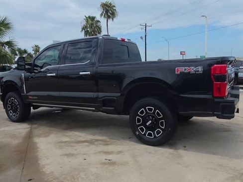Used 2023 Ford F250 Platinum AWD/4WD image 6