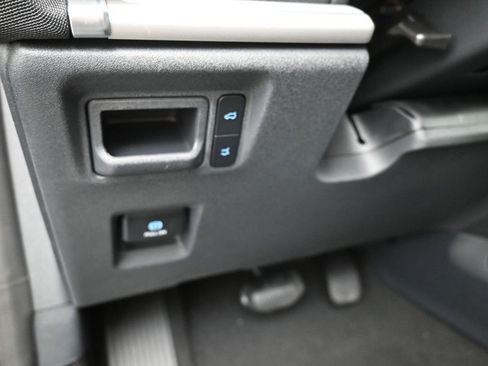 New 2026 Ford Expedition Active image 13