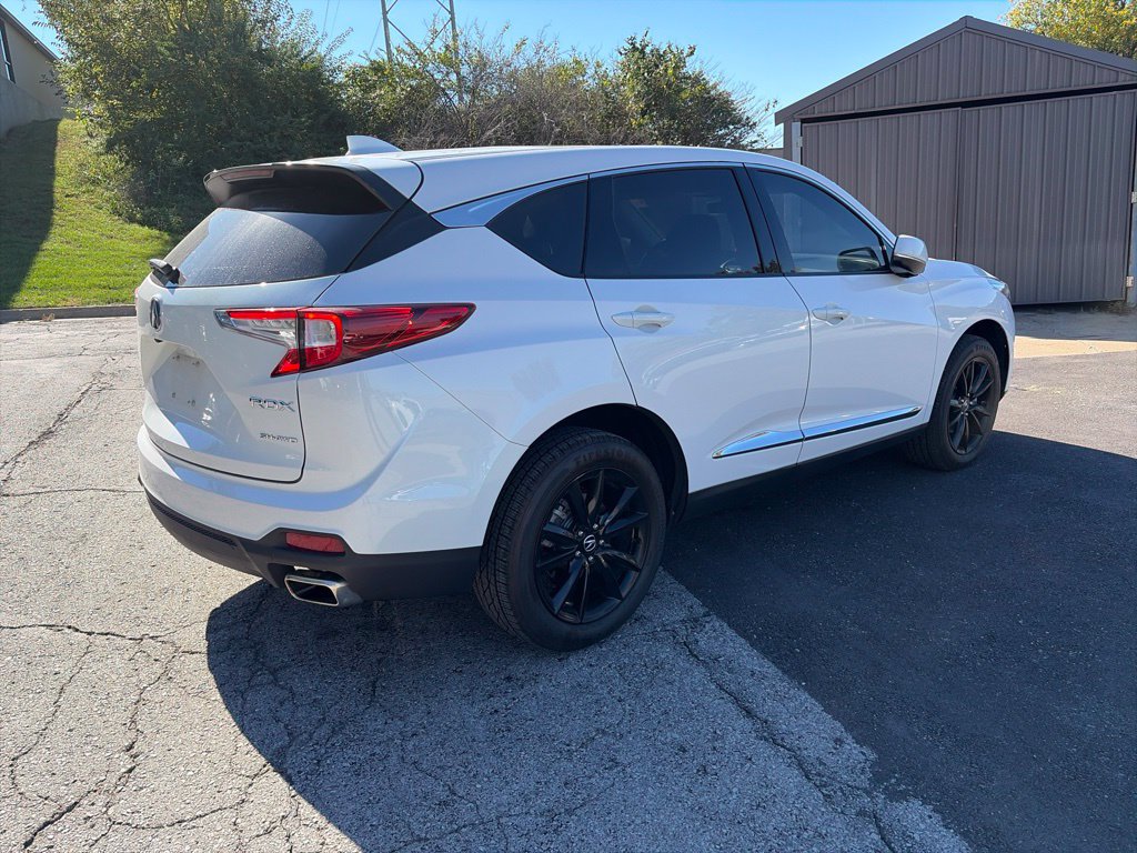 Used 2024 Acura RDX SH-AWD image 5
