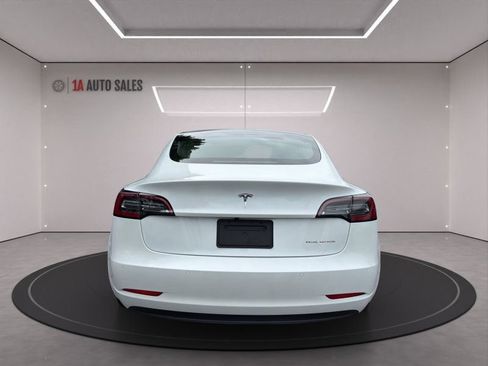 Used 2020 Tesla Model 3 Long Range AWD/4WD image 4