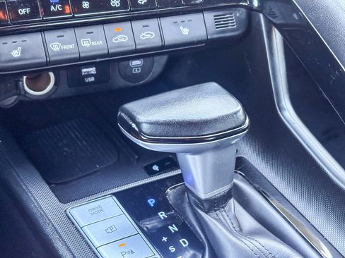 Used 2024 Hyundai Elantra Limited image 26