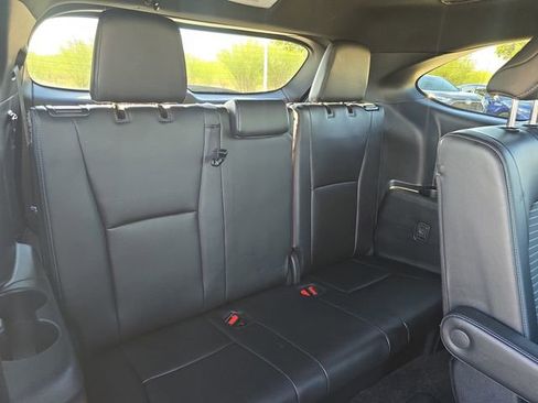 Used 2024 Toyota Highlander XSE image 12
