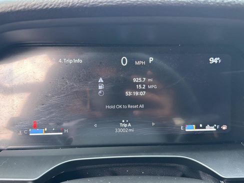 Used 2025 Jeep Grand Cherokee L Altitude AWD/4WD image 19