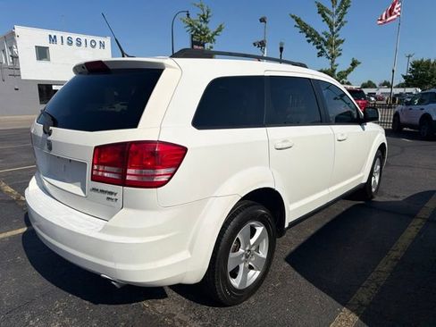 Used 2010 Dodge Journey SXT FWD image 6