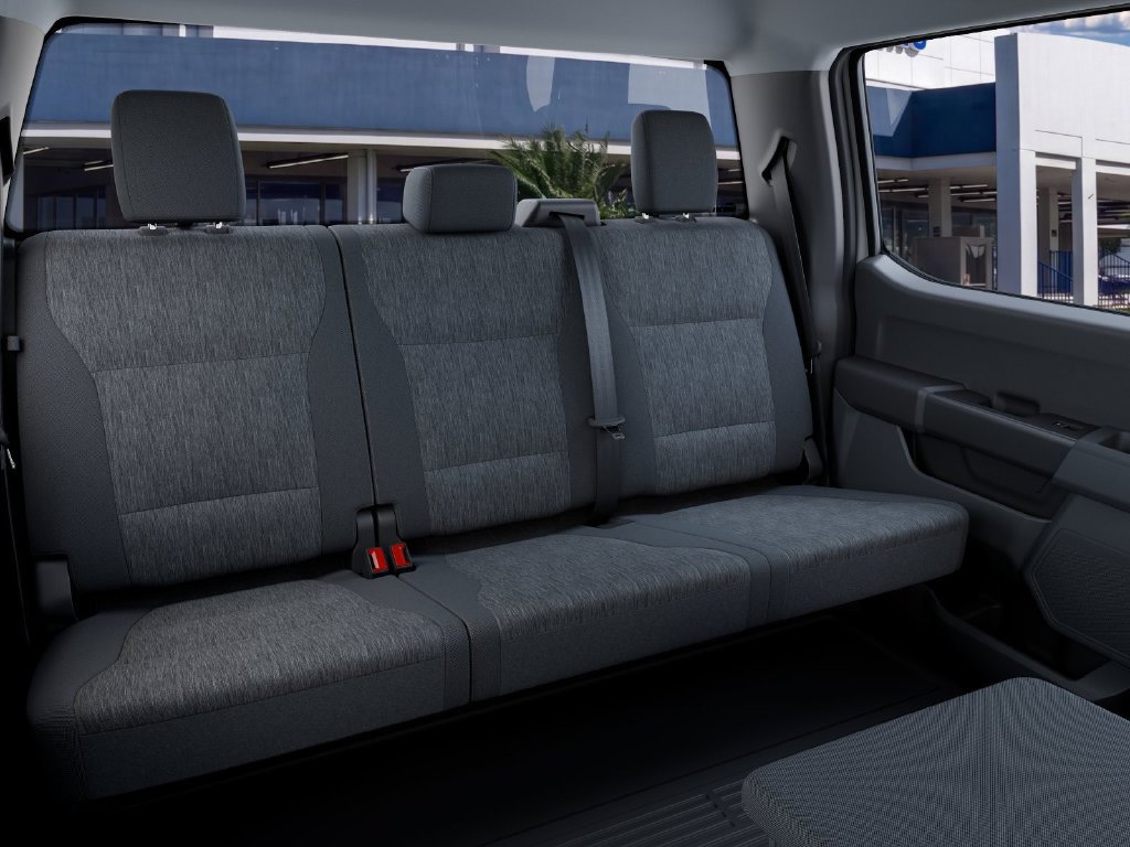 New 2027 Ford F350 XL w/ Camper Package RWD image 8