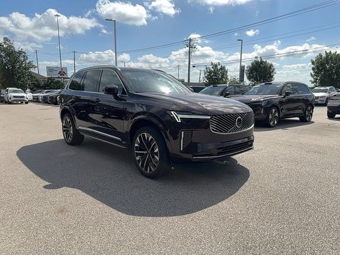 New 2026 Volvo XC90 B5 Core image 8