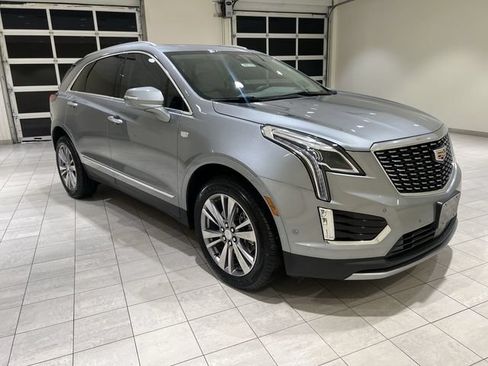 Certified 2024 Cadillac XT5 Premium Luxury w/ Technology Package FWD image 7