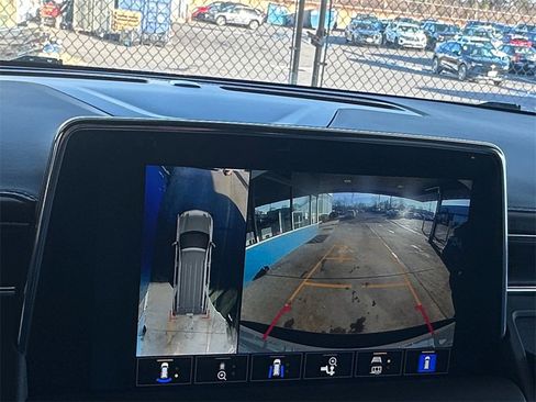 Used 2022 Chevrolet Tahoe LT image 21