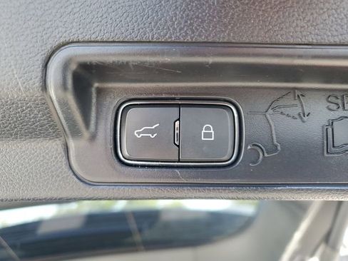 Used 2021 Ford Explorer 2WD image 29