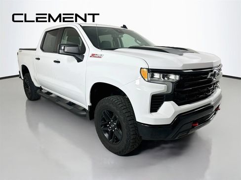Used 2023 Chevrolet Silverado 1500 LT Trail Boss w/ Protection Package AWD/4WD image 5
