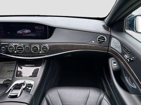 Used 2018 Mercedes-Benz S 560 4MATIC Sedan image 18
