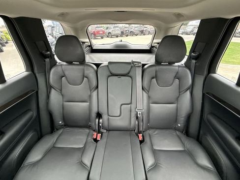 Used 2019 Volvo XC90 T6 Momentum w/ Protection Package Premier AWD/4WD image 23