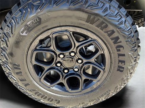 New 2026 Chevrolet Silverado 1500 ZR2 w/ ZR2 Bison Edition image 38