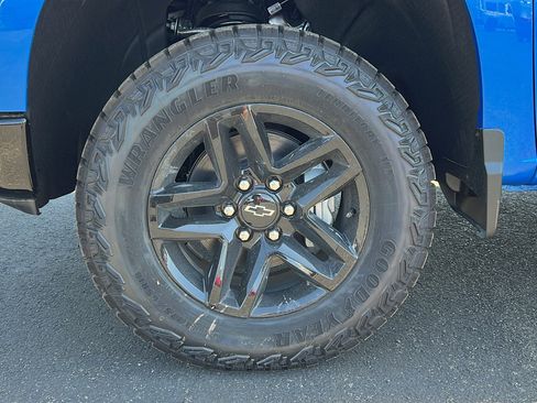 New 2026 Chevrolet Silverado 1500 LT Trail Boss w/ Convenience Package II image 12