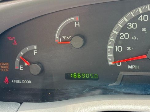 Used 1999 Ford F150 XLT RWD image 17