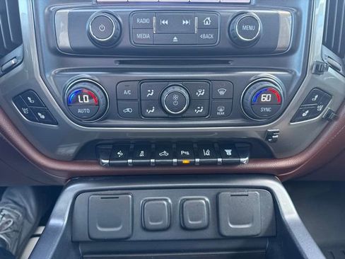 Used 2015 Chevrolet Silverado 3500 High Country w/ Duramax Plus Package AWD/4WD image 27
