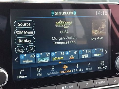 Used 2024 Nissan Sentra SR FWD image 16