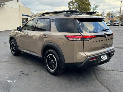 Used 2024 Nissan Pathfinder Rock Creek image 6