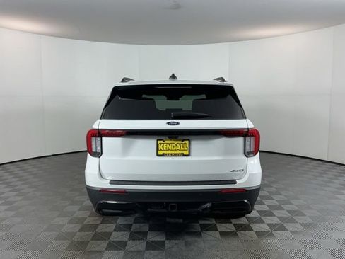 New 2026 Ford Explorer ST-Line w/ ST-Line Street Pack AWD/4WD image 6