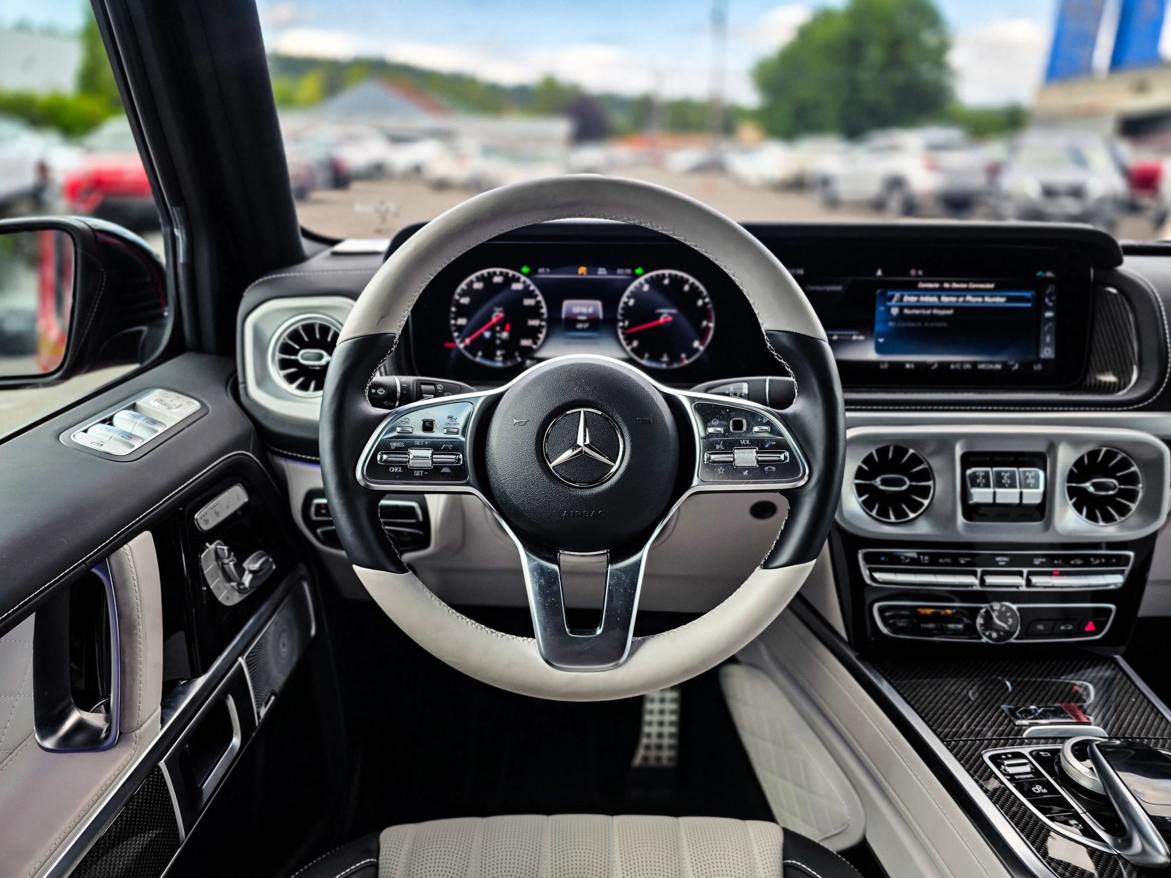 Used 2021 Mercedes-Benz G 550 image 32