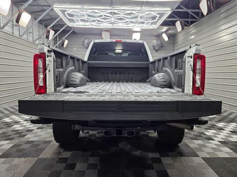 Used 2024 Ford F350 XL AWD/4WD image 11