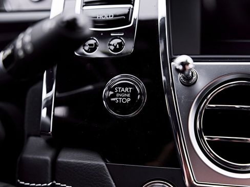 Used 2018 Rolls-Royce Ghost RWD image 82
