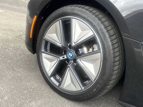 Used 2023 BMW i4 eDrive35 w/ Premium Package RWD image 12