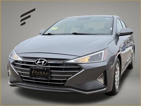 Used 2019 Hyundai Elantra SE w/ Cargo Package FWD image 1