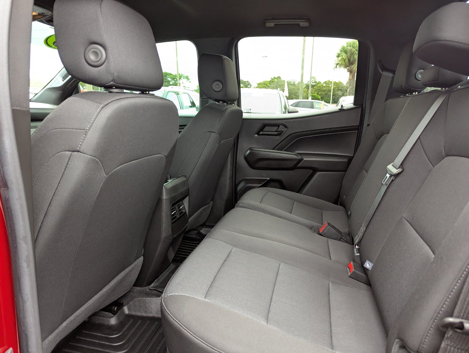 Used 2023 Chevrolet Colorado Trail Boss w/ Technology Package AWD/4WD image 21