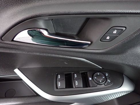 New 2026 Chevrolet Trax LS image 16