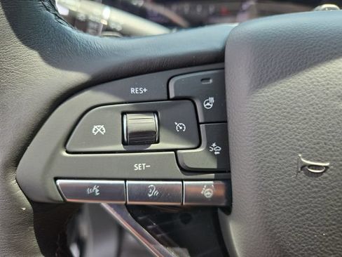 Certified 2024 Cadillac Escalade Sport w/ LPO, ONYX Package AWD/4WD image 25
