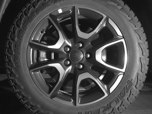 Used 2025 Jeep Compass Trailhawk image 11