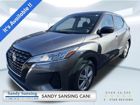 Used 2022 Nissan Kicks S w/ Interior Electronics Package FWD image 1