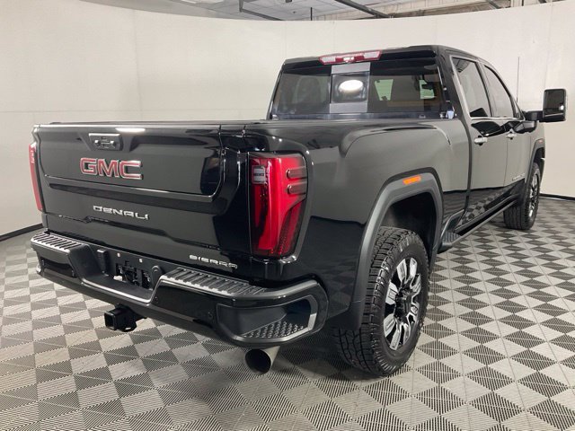 Used 2025 GMC Sierra 2500 Denali w/ Denali Reserve Package AWD/4WD image 8