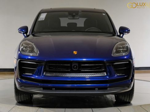Used 2023 Porsche Macan Turbo AWD/4WD image 7
