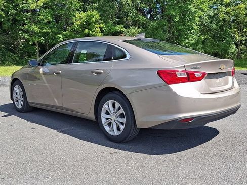 Certified 2025 Chevrolet Malibu LT FWD image 4