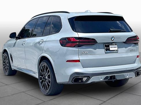 Used 2024 BMW X5 xDrive40i w/ M Sport Package AWD/4WD image 12