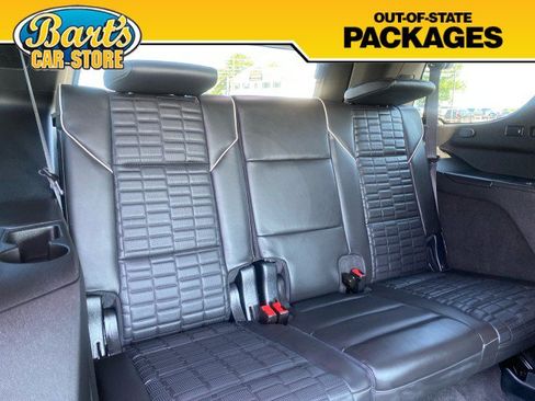 Used 2023 Cadillac Escalade V AWD/4WD image 9