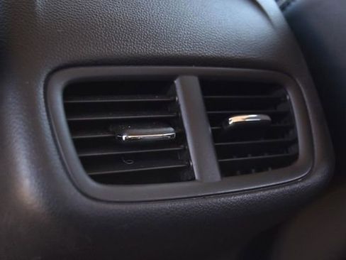 Used 2022 Buick Envision Essence w/ Technology Package I image 27