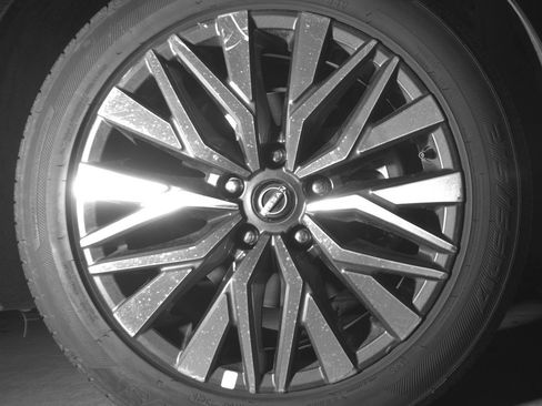 Used 2025 Nissan Altima 2.5 SV image 13